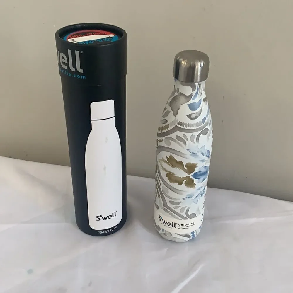 S'well 25 oz Bottle - New